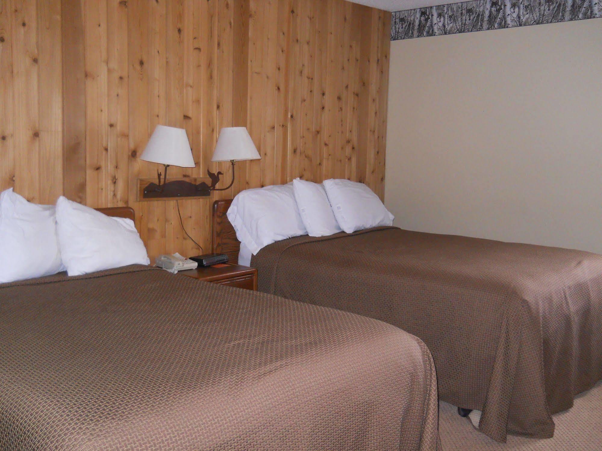 Namekagon Lakewoods Resort & Golf מראה חיצוני תמונה